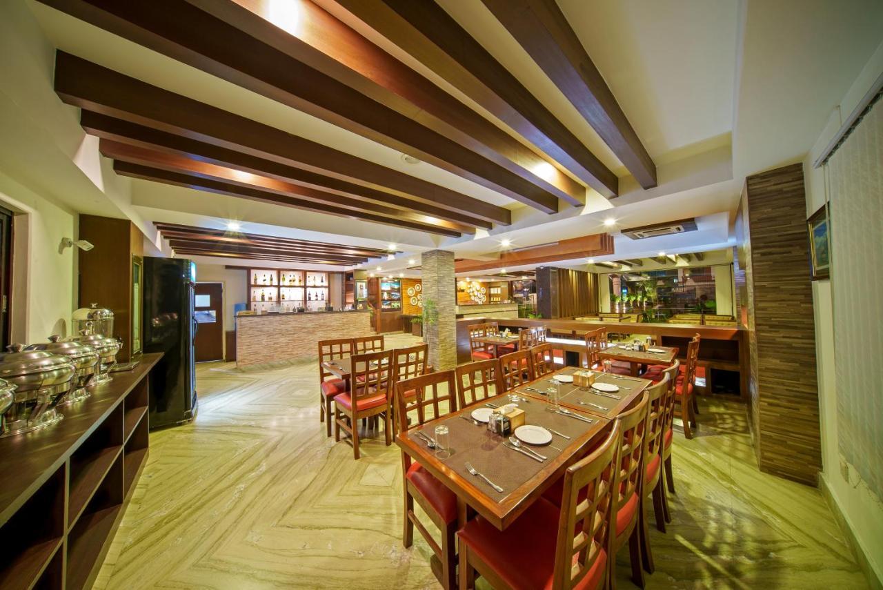 Kumari Star Inn Pokhara Extérieur photo